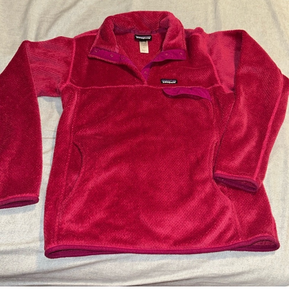 Patagonia Magenta Fleece Pullover